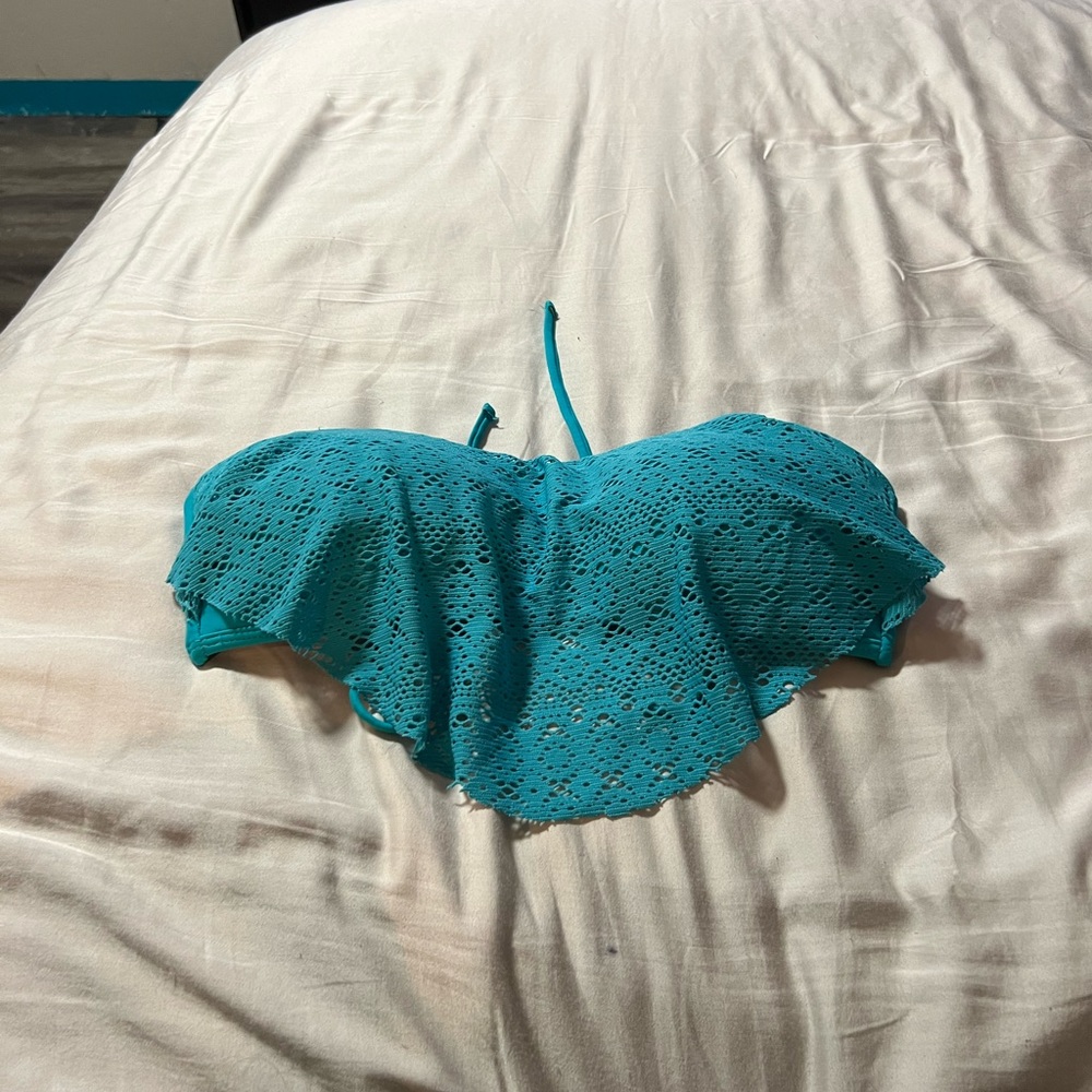 Women’s swim top